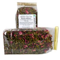 Grüner Tee mit Rosen Blüten. kbA
